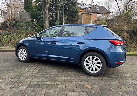 Seat Leon Style DSG Top Ausstattung/ACC/CarPlay/SZH