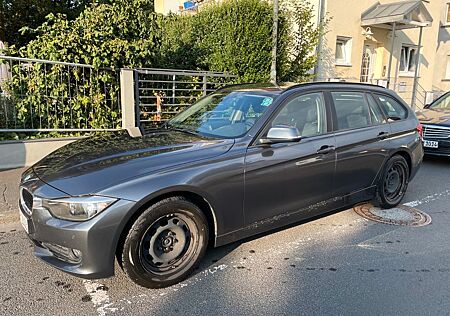 BMW 316i Touring -