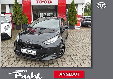 Toyota Yaris Hybrid 116 1.5 VVT-i Team D m. Safety+Comf