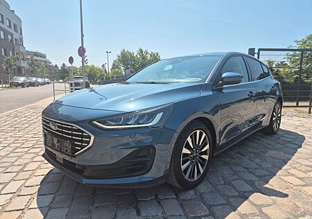 Ford Focus Lim. Titanium X/DIGITAL TACHO/LED