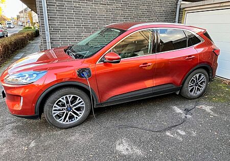 Ford Kuga 2.5 Duratec PHEV Titanium X Voll / Top