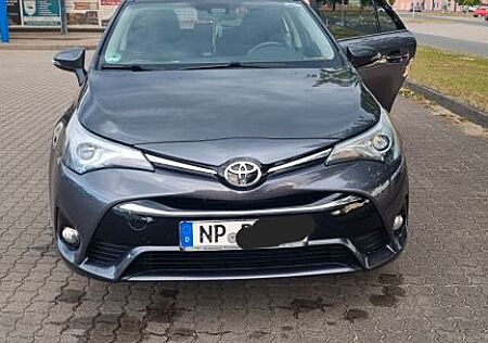 Toyota Avensis TS 1.8 Edition S . *AHK*NAVI*CAM*Sitz H