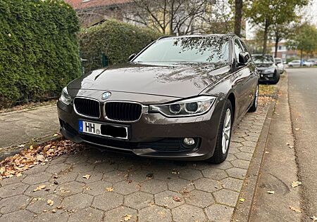 BMW 320d Touring - Aut, Vollleder, Klimaaut, TOP