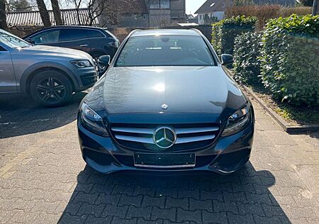 Mercedes-Benz C 220 d 4MATIC T Autom. -