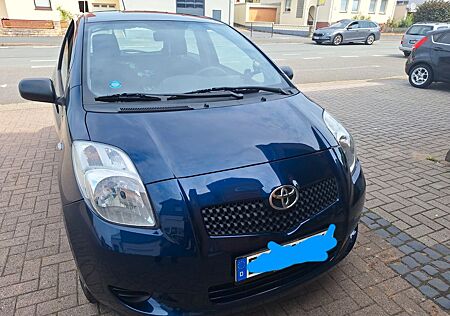 Toyota Yaris Luna 1,0-l-VVT-i