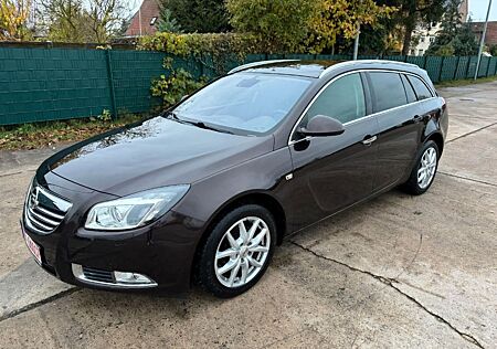 Opel Insignia Sports Tourer 2.0 Turbo 4x4 Sport A...