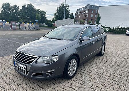 VW Passat Volkswagen 2.0 TDI DSG Highline Automatik/Navi/Leder