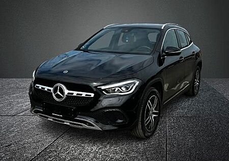Mercedes-Benz GLA 200 2.0d 150PS AUTOMATIK NAVI CAM LED AHK