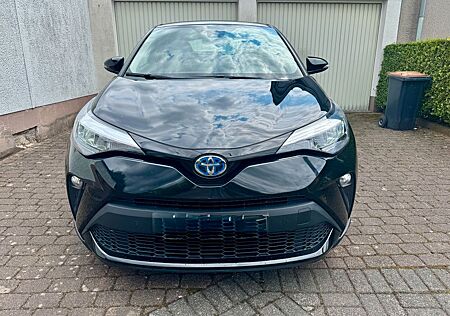 Toyota C-HR 1.8-l-VVTi Hybrid Kamera LED