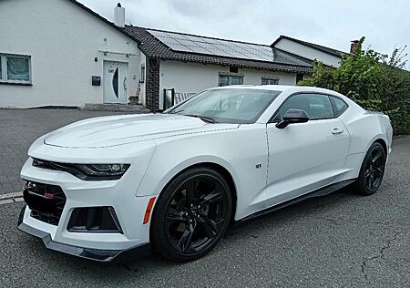 Chevrolet Camaro RS V6