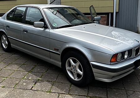 BMW 525i touring Edition Edition