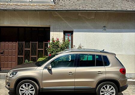 VW Tiguan Volkswagen 2.0 TDI DSG 4MOTION LIFE LIFE