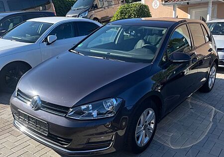 VW Golf Volkswagen VII Lim. Allstar/ Lückenlos / Ahk