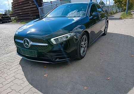 Mercedes-Benz A 200 d AMG DCT Limousinen