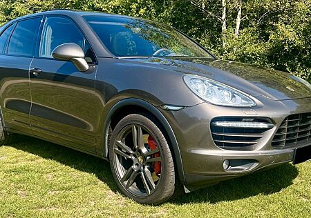 Porsche Cayenne Turbo