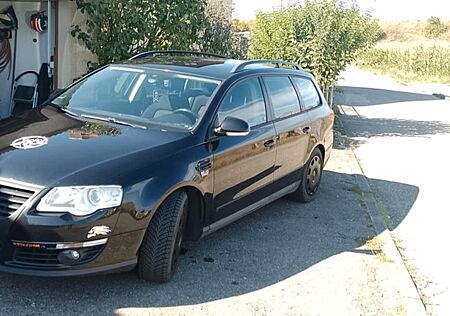 VW Passat Variant Volkswagen 2.0 TDI DPF DSG 125kW Trendli...