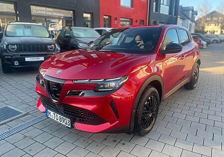 Alfa Romeo Junior Ibrida SPECIALE 1.2 VGT 100KW eDCT6