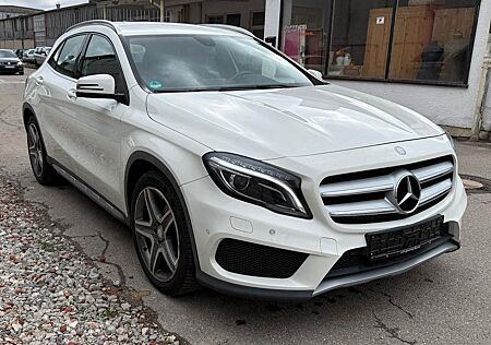 Mercedes-Benz GLA 180 GLA Street Style