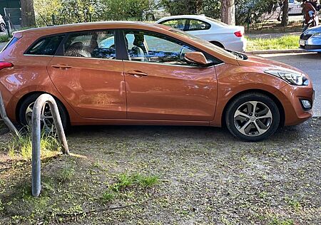 Hyundai i30 blue 1.4 Classic Classic