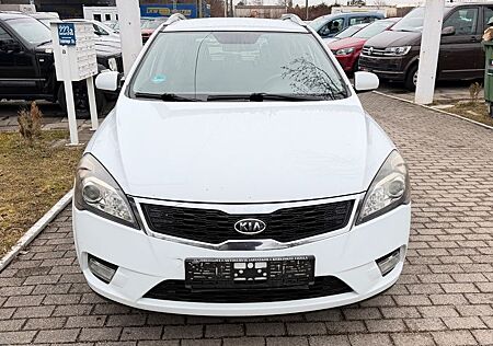 Kia Cee'd / Ceed