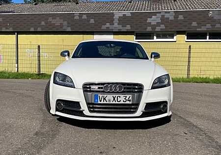Audi TTS Coupe 2.0 TFSI S tronic quattro -