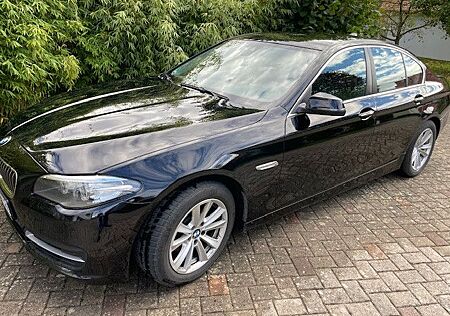 BMW 520d A F 10 , ATM u.a. 97000km