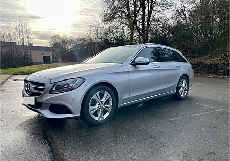 Mercedes-Benz 220 C 220d Avantgarde