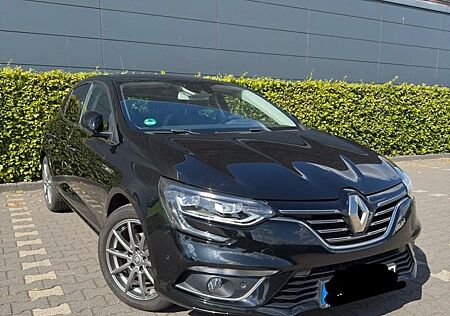 Renault Megane ENERGY TCe 130 Bose Edition Bose Edition