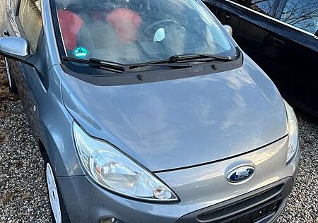 Ford Ka /+ 1,2 Titanium Titanium