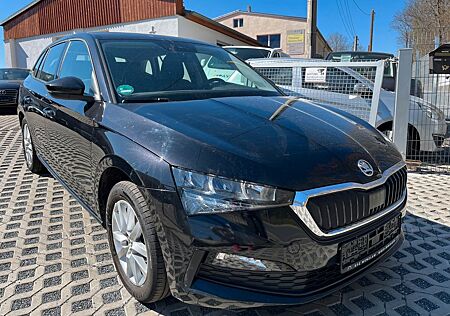 Skoda Scala 1.0 TSI NAVI*DAB*Sitzhzg*AppleCarPlay*