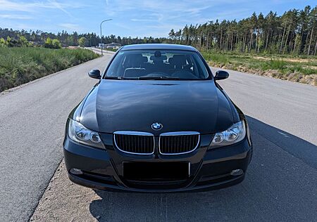 BMW 320d /2.Hand/Navi/Tempom/AHK/Klima/PDC/