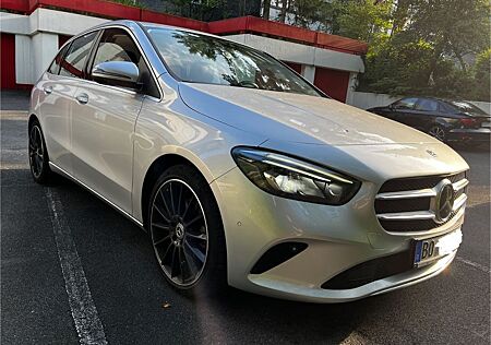 Mercedes-Benz B 220 B220d Progressive
