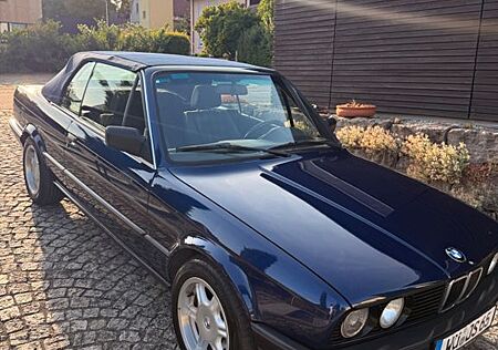 BMW 318i Cabrio-H-Zulassung-Top Zustand-el.Verdeck-