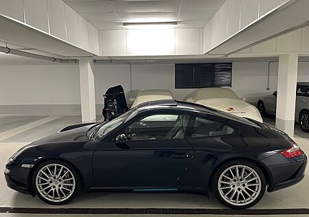 Porsche 997 Carrera Coupé Carrera