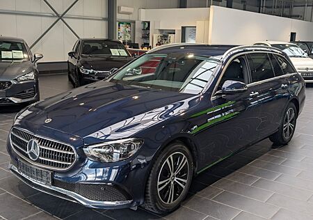 Mercedes-Benz E 220 d 4Matic T 9G-TRONIC AHK Standhzg 1.Hand