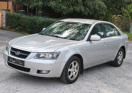 Hyundai Sonata 2.4 GLS Klimaautomatik. TÜV NEU.