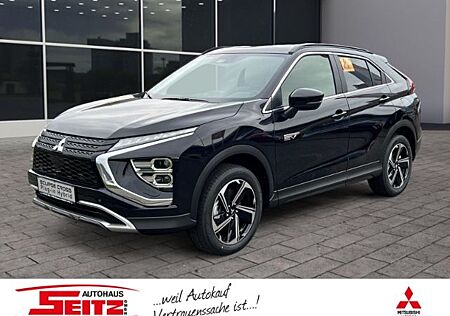 Mitsubishi Eclipse Cross PLUS PHEV Allrad PDC LED Navigatio
