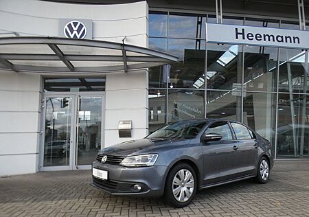 VW Jetta Volkswagen VI Trendline 105PS TSI AHK