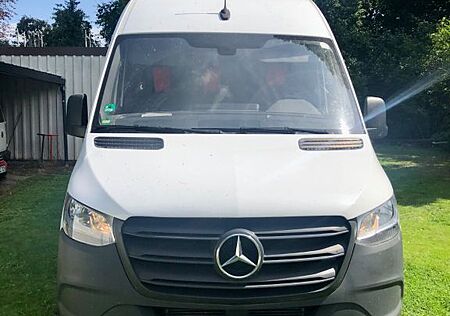 Mercedes-Benz Sprinter 313