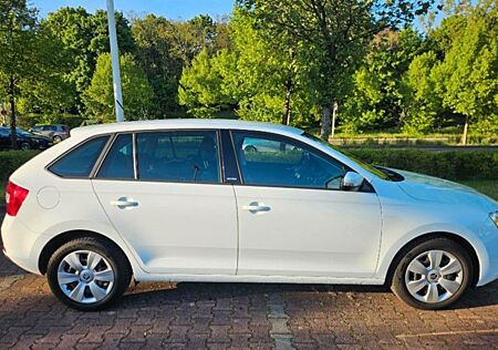 Skoda Rapid Spaceback - Top-Ausstattung