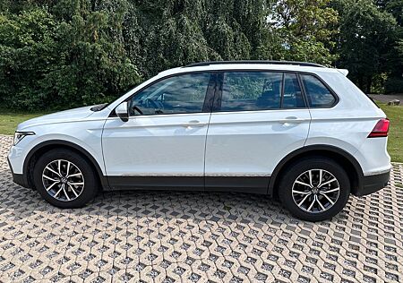 VW Tiguan Volkswagen 1.5 TSI OPF ACTIVE ACTIVE
