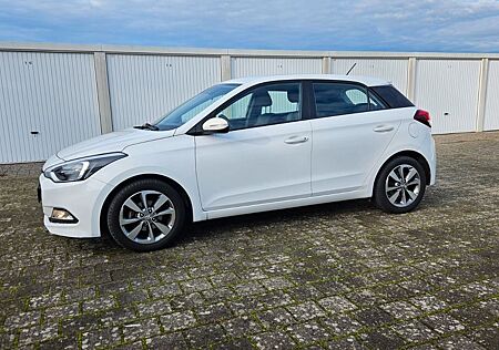 Hyundai i20 1.2 blue Style