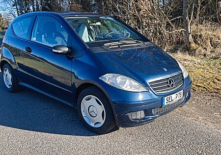 Mercedes-Benz A 150 Classic TÜV/Service NEU