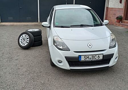 Renault Clio Dynamique 1.2 16V 75 Dynamique
