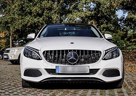 Mercedes-Benz C 220 d 4MATIC Autom. AHK Panoramadach