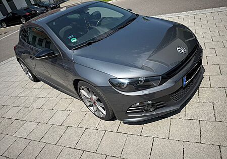 VW Scirocco Volkswagen 2.0 TSI R Line mit Stage 1 Top Zustand
