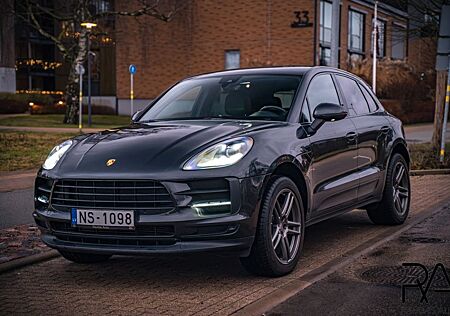 Porsche Macan Basis