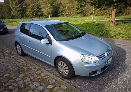 VW Golf Volkswagen 5 1.9 TDI DPF BlueMotion Edition