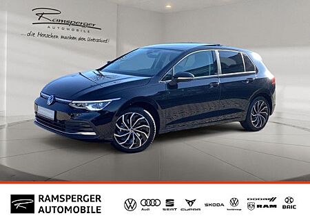 VW Golf Volkswagen VIII 1.5 TSI DSG MOVE ACC APP Keyless Pano