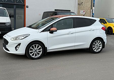 Ford Fiesta Titanium*Automatik*Carplay*Ambient*Kamera
